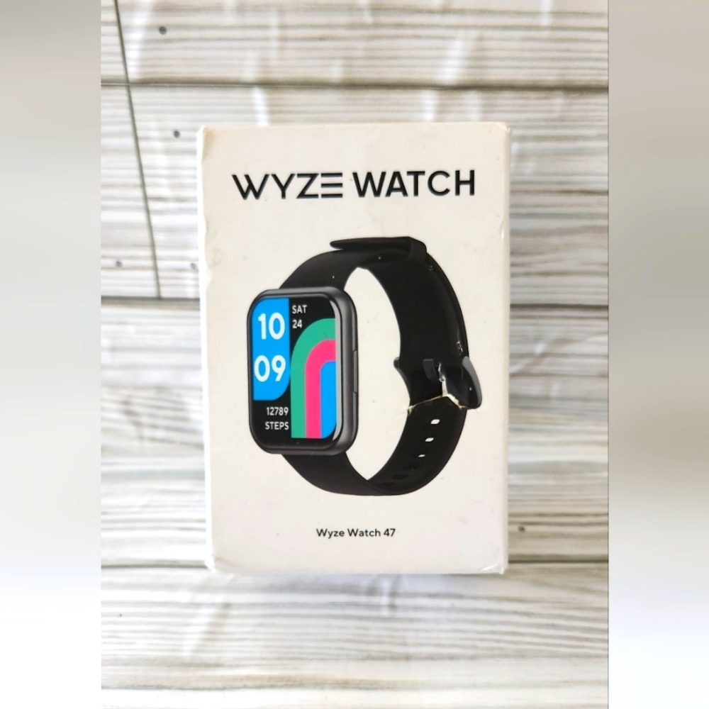 WYZE smartwatch nwt